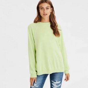 *NWT* American Eagle AHH-MAZINGLY SOFT SWEATSHIRT bright green